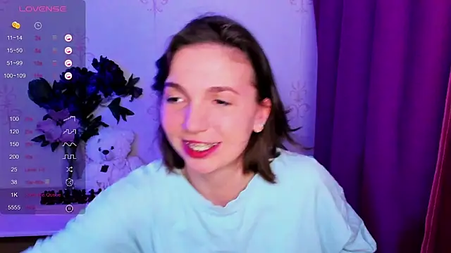 KindHazelHere  online show from February 2026 08:14:01 AM