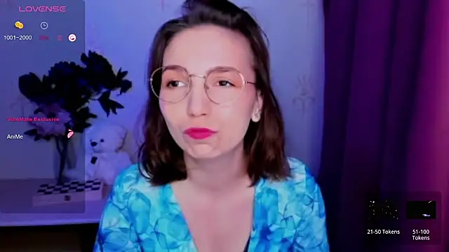 KindHazelHere  online show from April 2026 06:10:02 PM