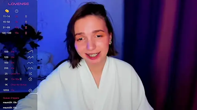 KindHazelHere  online show from December 2025 06:35:02 PM