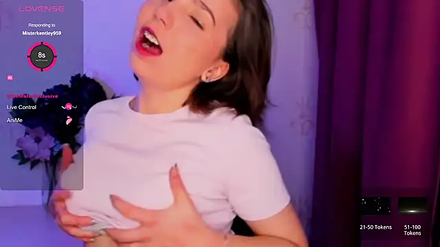 KindHazelHere  online show from January 2026 08:12:02 PM