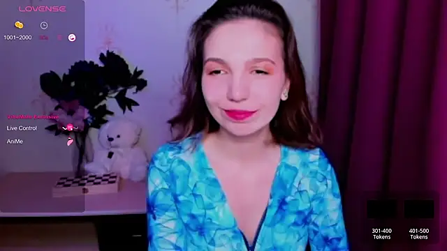 KindHazelHere  online show from April 2026 08:35:01 PM