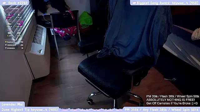 Snapshot of lavendermei chatting on June 2026 05:43:02 PM lavendermei online show from June 2026 05:43:02 PM