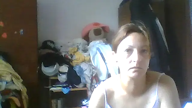 Snapshot of ShawnaAdams chatting on July 2026 10:43:01 AM ShawnaAdams online show from July 2026 10:43:01 AM
