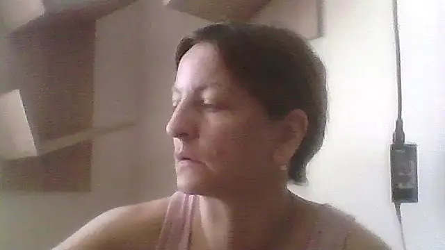 Snapshot of ShawnaAdams chatting on June 2026 06:51:02 AM ShawnaAdams online show from June 2026 06:51:02 AM
