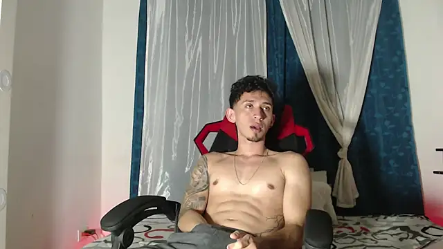 Snapshot of stevenSEX123 chatting on November 2025 03:10:02 AM stevenSEX123 online show from November 2025 03:10:02 AM