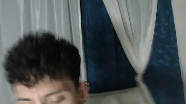 Snapshot of stevenSEX123 chatting on November 2025 04:46:02 AM stevenSEX123 online show from November 2025 04:46:02 AM