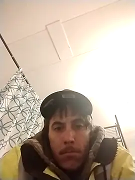 tuRb0420 online show from December 2025 03:33:02 AM