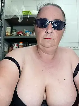Snapshot of eroticjessitop chatting on June 2026 04:45:01 PM eroticjessitop online show from June 2026 04:45:01 PM