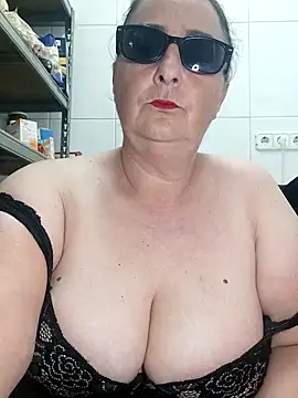 eroticjessitop online show from February 2026 06:32:02 PM