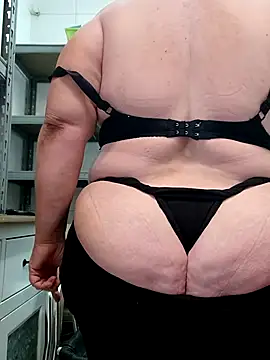 Snapshot of eroticjessitop chatting on July 2026 04:04:01 PM eroticjessitop online show from July 2026 04:04:01 PM