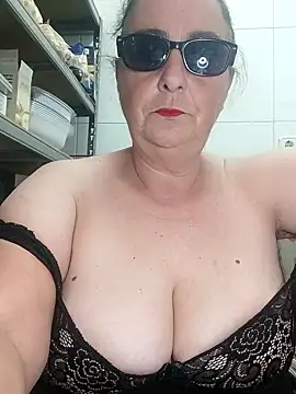 eroticjessitop online show from February 2026 05:47:02 PM