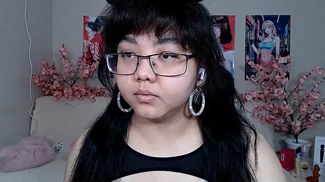 Snapshot of Moertomlly chatting on March 2026 04:02:02 AM Moertomlly online show from March 2026 04:02:02 AM