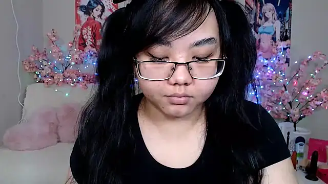 Snapshot of Moertomlly chatting on March 2026 04:22:01 AM Moertomlly online show from March 2026 04:22:01 AM