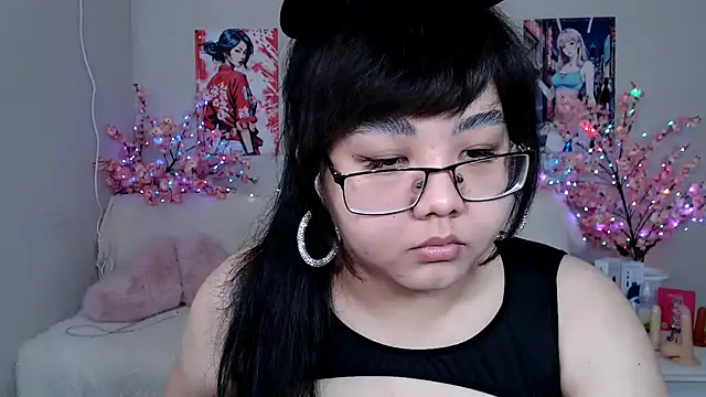 Snapshot of Moertomlly chatting on March 2026 05:36:02 AM Moertomlly online show from March 2026 05:36:02 AM