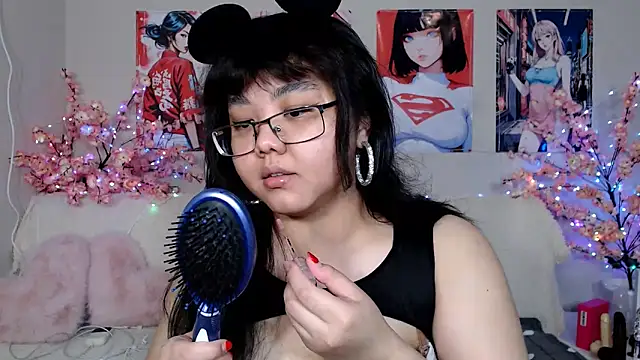 Snapshot of Moertomlly chatting on March 2026 03:57:01 AM Moertomlly online show from March 2026 03:57:01 AM