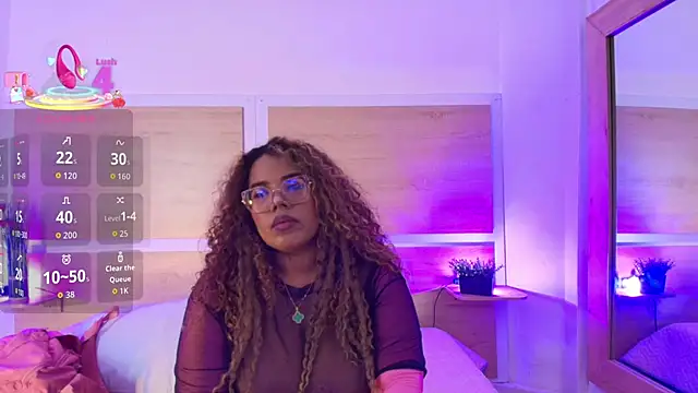 Snapshot of _nickypurple_ chatting on October 2025 07:15:02 PM nickypurple online show from October 2025 07:15:02 PM