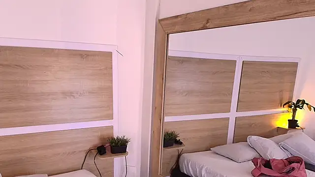  nickypurple  online show from January 2026 07:18:02 PM