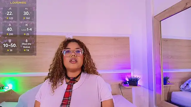  nickypurple  online show from February 2026 07:11:02 PM