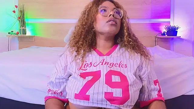  nickypurple  online show from March 2026 06:42:02 PM