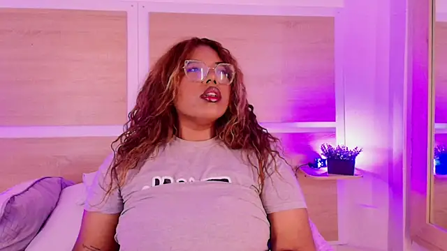  nickypurple  online show from May 2026 06:36:02 PM