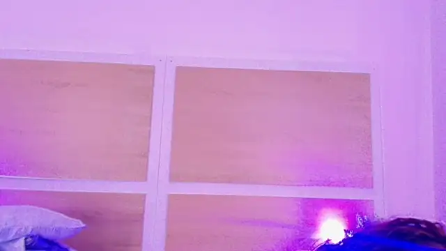  nickypurple  online show from May 2026 02:44:02 PM