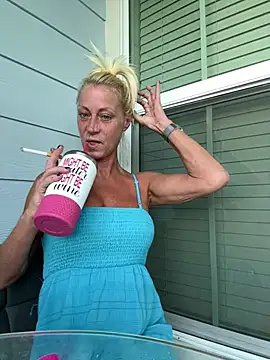 Snapshot of TiffaneyLove chatting on July 2026 11:07:02 AM TiffaneyLove online show from July 2026 11:07:02 AM