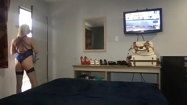 TiffaneyLove online show from March 2026 06:35:02 PM