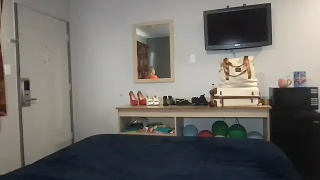 TiffaneyLove online show from March 2026 10:01:02 PM