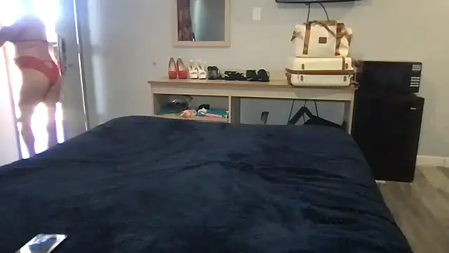 TiffaneyLove online show from February 2026 06:41:01 PM