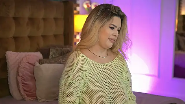 SophieBoobsX online show from October 2025 05:53:02 AM
