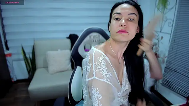 Lunlunera online show from December 2025 04:29:01 AM