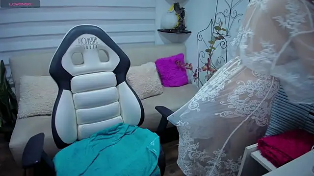 Lunlunera online show from March 2026 02:17:02 AM