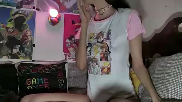 ArtemisChan online show from July 2026 02:12:02 AM