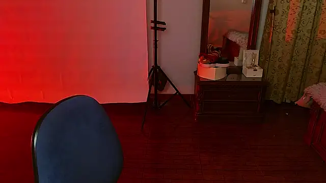 Snapshot of _holy_1 chatting on November 2025 03:10:02 AM holy 1 online show from November 2025 03:10:02 AM