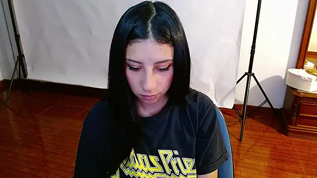 Snapshot of _holy_1 chatting on September 2025 04:33:01 AM holy 1 online show from September 2025 04:33:01 AM