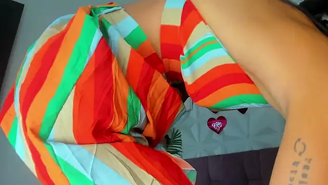 Hellen Sky online show from March 2026 07:10:01 PM