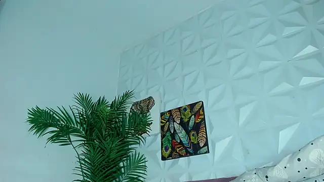 Hellen Sky online show from November 2025 07:14:01 PM