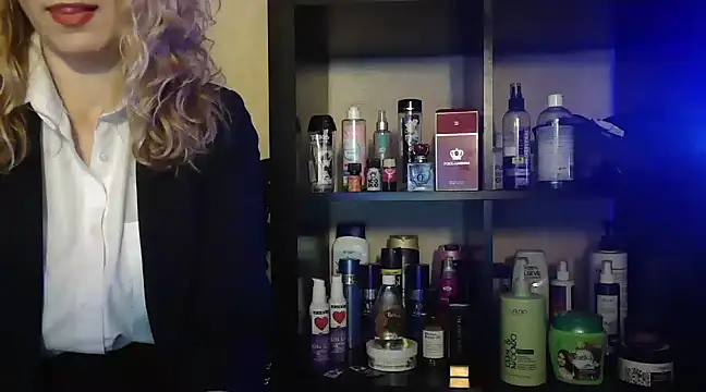 Natasha Nannette online show from February 2025 08:15:01 PM
