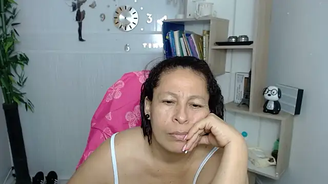 mature martina online show from July 2026 08:59:01 AM