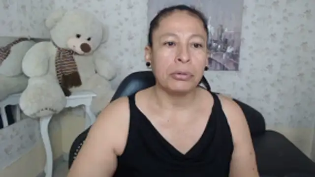 mature martina online show from May 2026 10:07:02 PM
