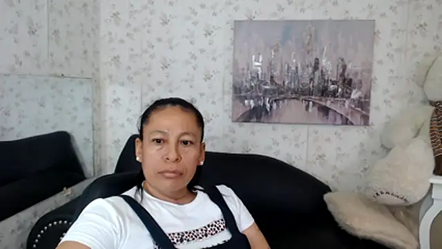 mature martina online show from June 2026 09:34:02 PM
