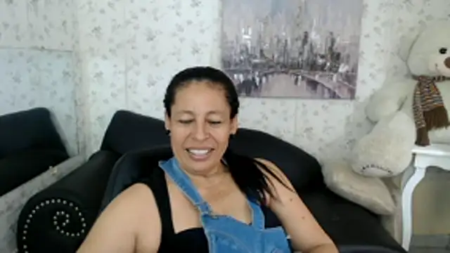 mature martina online show from June 2026 08:30:01 PM