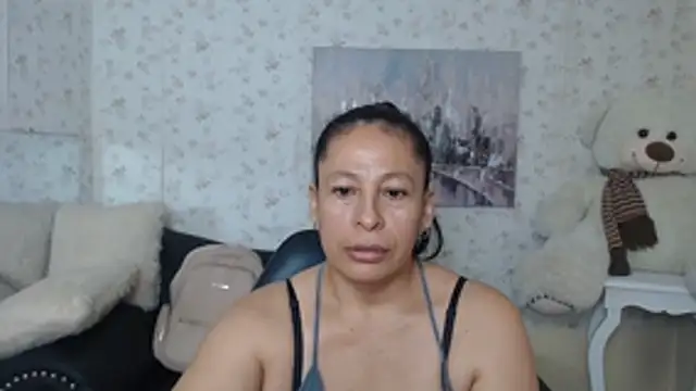 mature martina online show from June 2026 10:47:01 PM