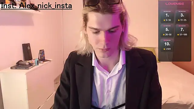 Alex Nick  online show from February 2025 08:03:01 PM