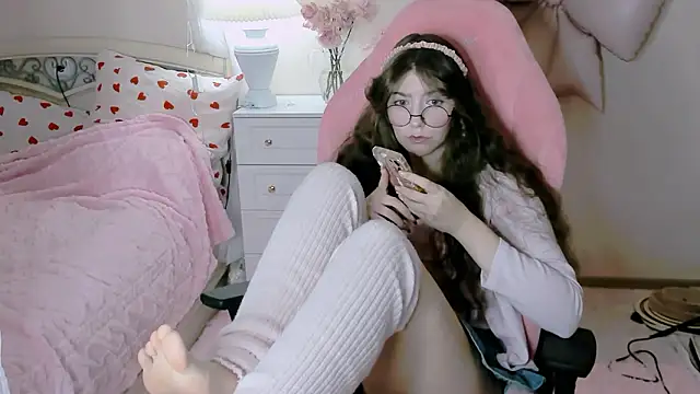 RuthMorse online show from February 2026 06:42:01 PM