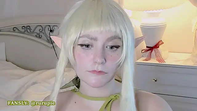 RuthMorse online show from October 2025 07:04:02 PM