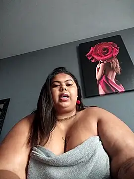 biancabombombbw online show from November 2025 04:21:01 PM
