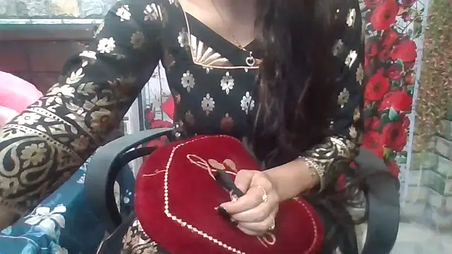 Sexy iknoor online show from April 2026 12:29:02 PM
