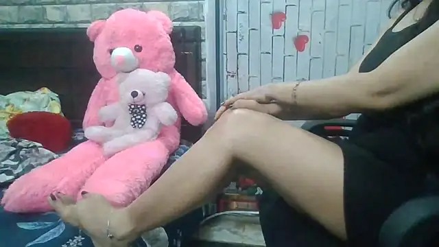 Sexy iknoor online show from April 2026 03:31:01 AM