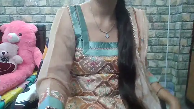 Snapshot of Sexy_iknoor chatting on October 2025 04:56:02 AM Sexy iknoor online show from October 2025 04:56:02 AM